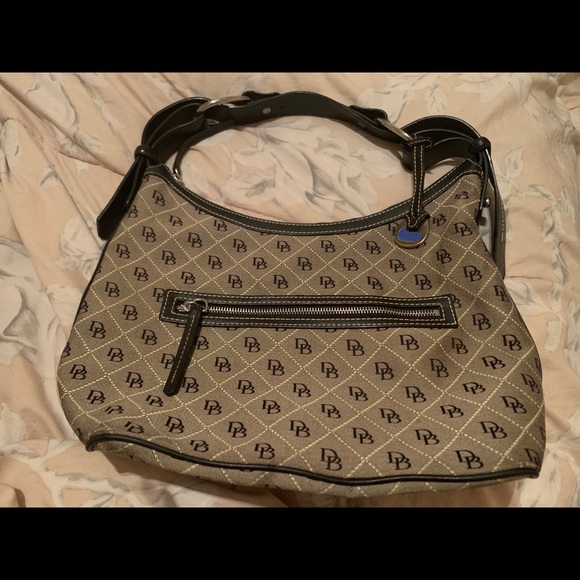 Dooney & Bourke Purse - Picture 1 of 2